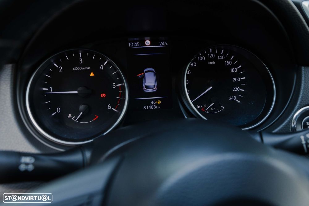 Nissan Qashqai 1.5 dCi N-Connecta - 16
