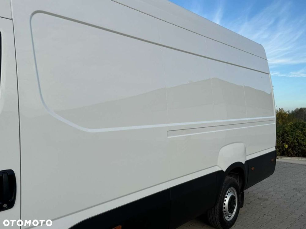 Iveco Daily - 12