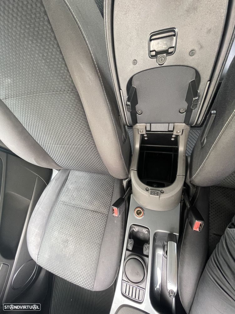 Ford C-Max 1.6 TDCi Titanium - 10