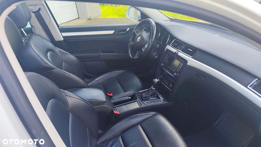 Skoda Superb 3.6 FSI 4x4 Platinum Outdoor DSG - 28