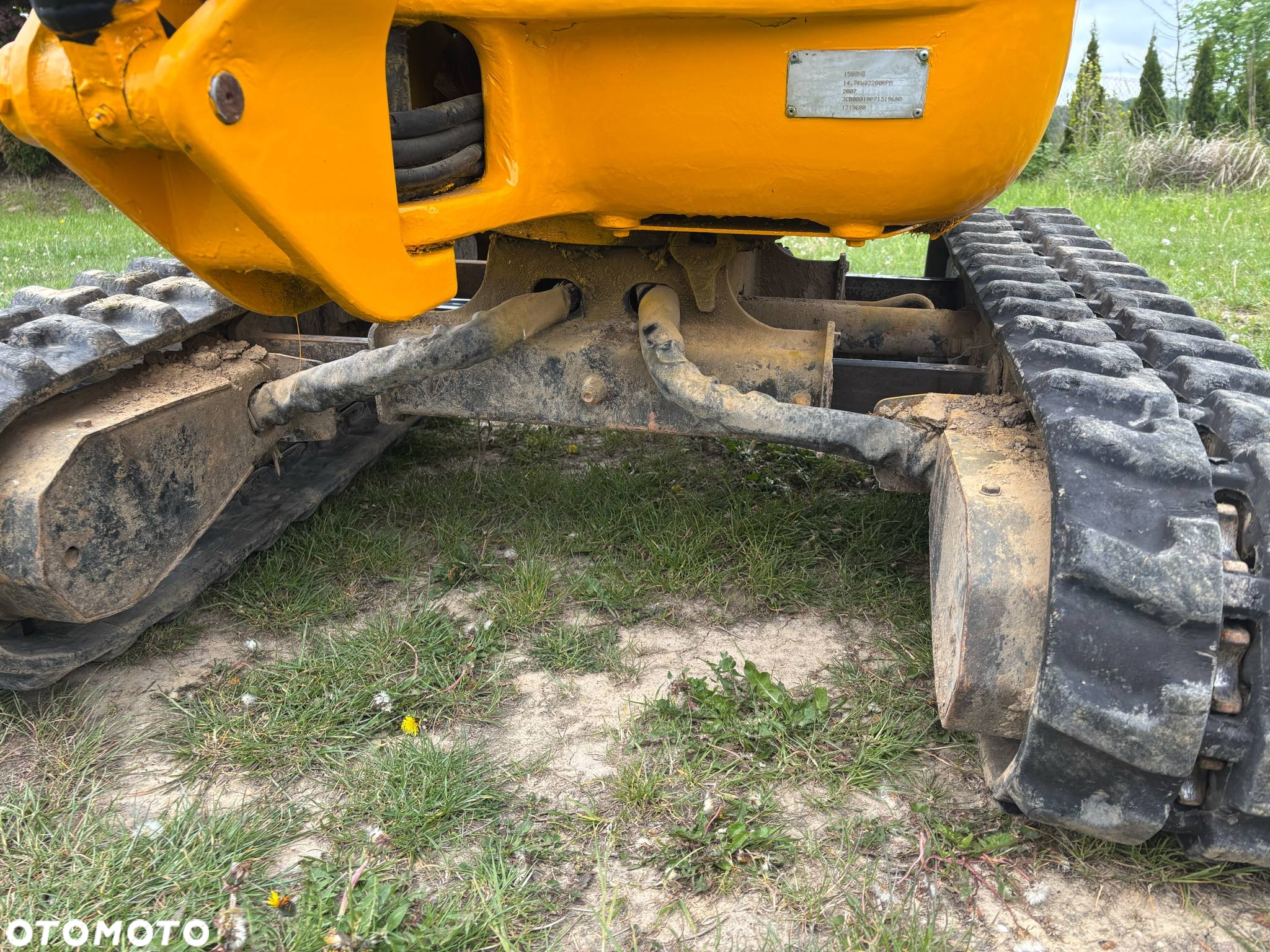 JCB 88-18 - 6
