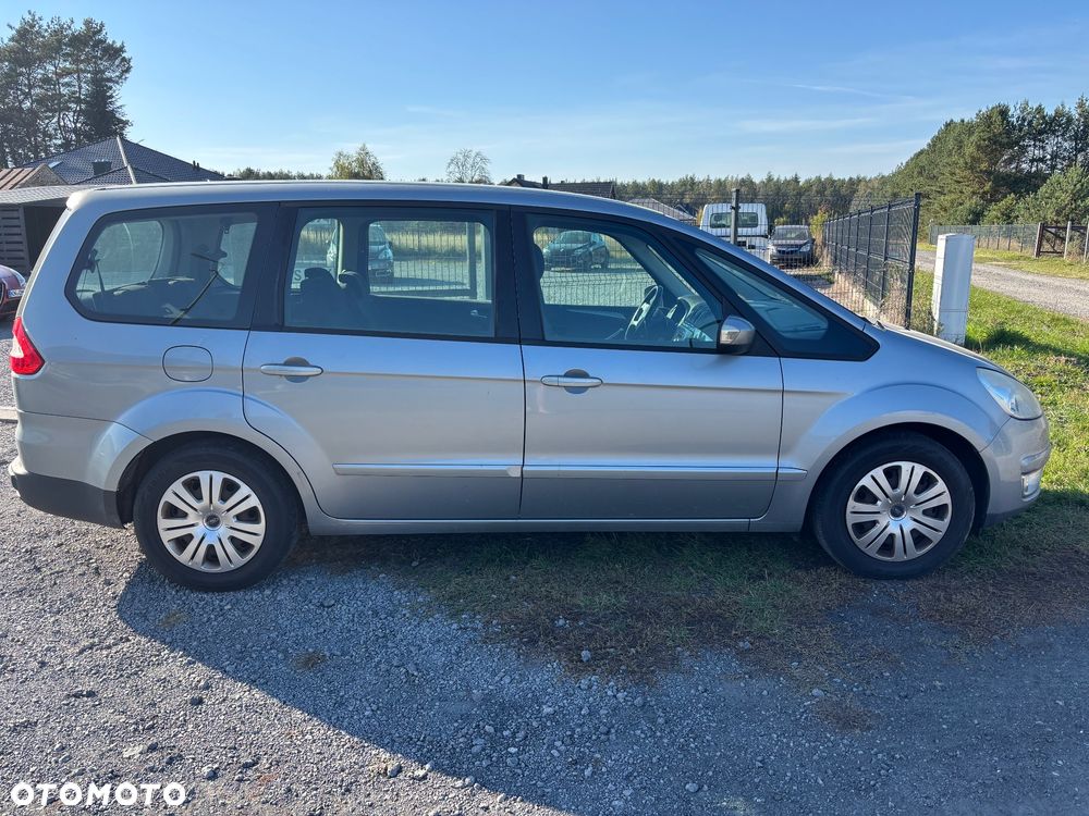 Ford Galaxy - 4