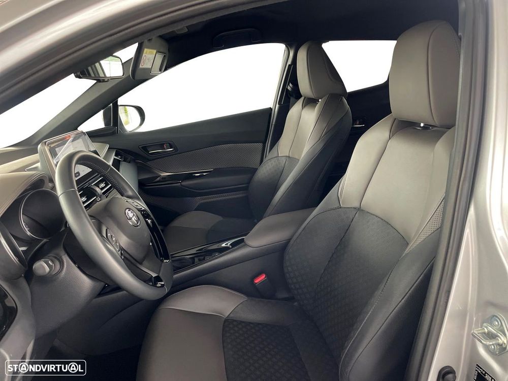 Toyota C-HR - 13