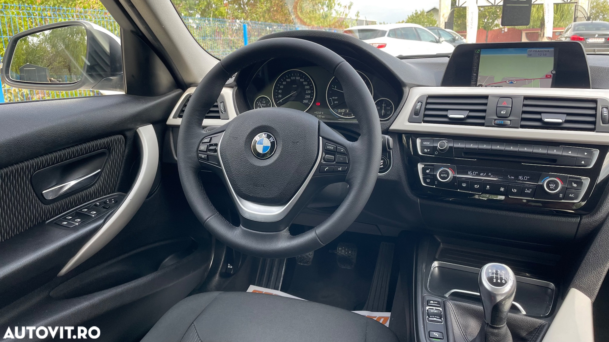 BMW Seria 3 318d Sport Line - 16