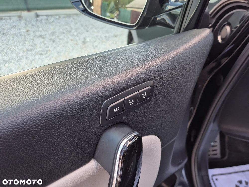Kia Ceed 1.6 CRDi 136 ISG Platinum Edition - 25