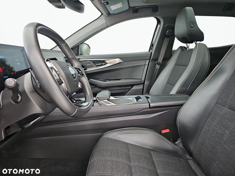 Renault Austral 1.3 TCe mHEV Iconic - 26