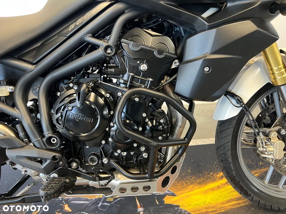 Triumph Tiger - 9