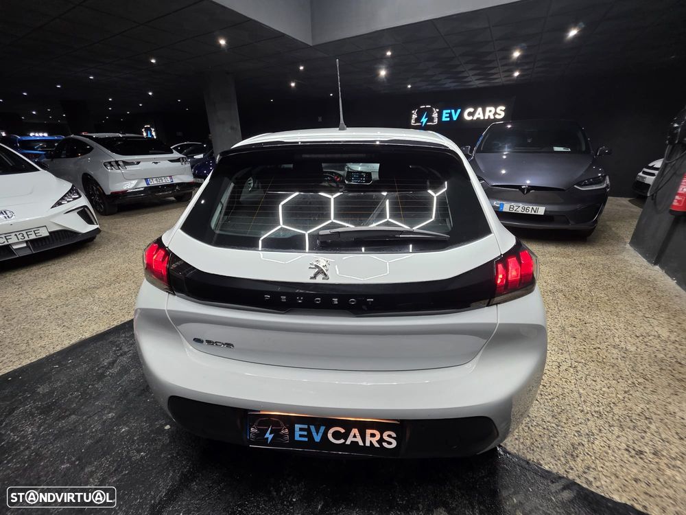 Peugeot e-208 Active Pack - 16