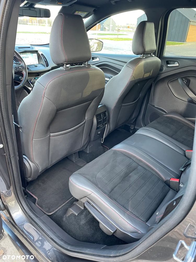 Ford Kuga 1.5 EcoBoost 4x4 ST-Line - 15