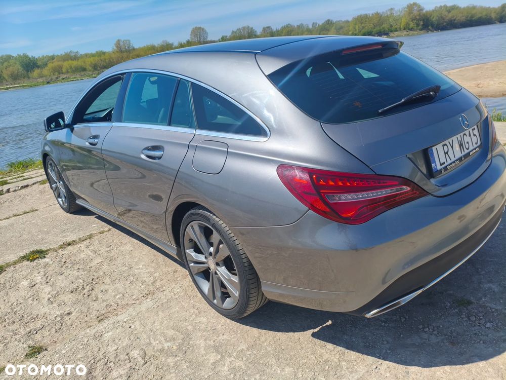 Mercedes-Benz CLA 220 d 7G-DCT - 9