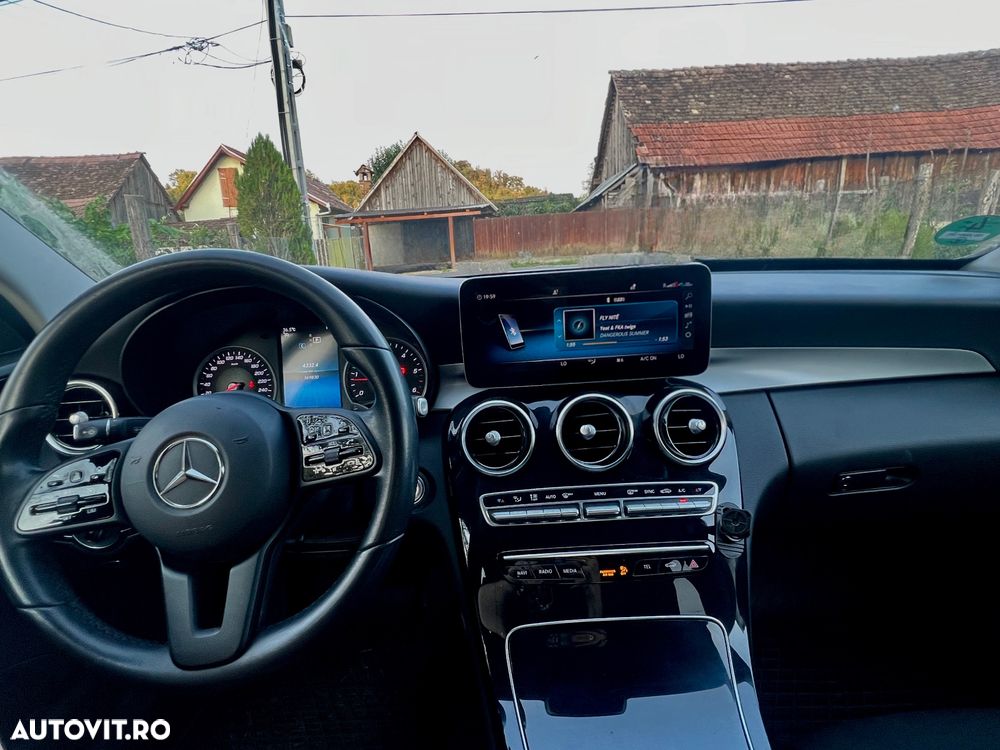 Mercedes-Benz C 220 d 4Matic 9G-TRONIC Avantgarde - 9