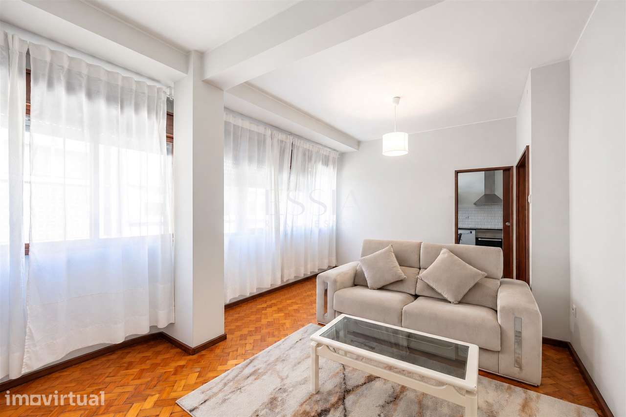 Apartamento T2 junto aos Poveiros, Porto - Grande imagem: 4/20