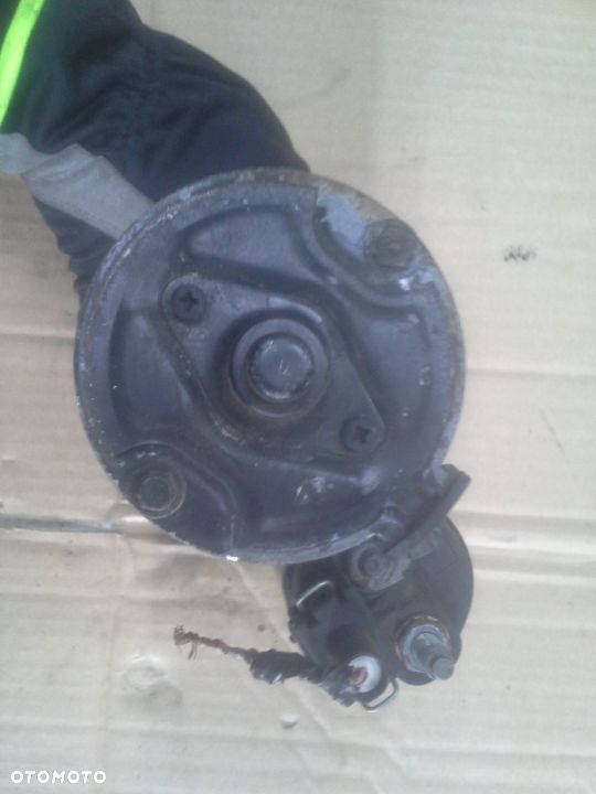 Seat Cordoba III 1.9 TDi 131KM rozrusznik - 6