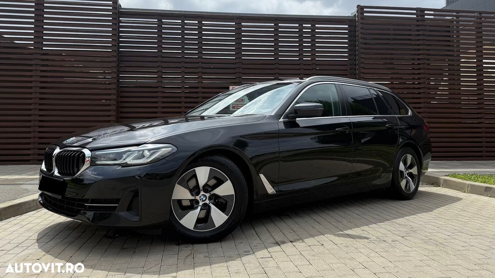 BMW Seria 5 520d xDrive Aut. Sport Line - 4