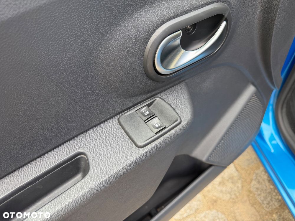 Dacia Dokker TCe 115 Stepway Celebration - 25