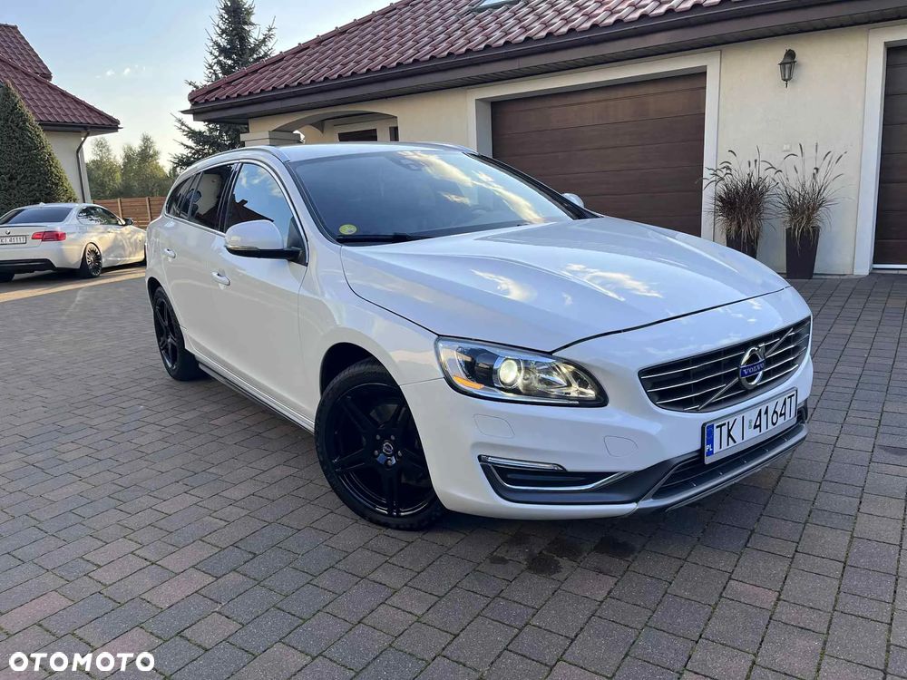 Volvo V60 D2 Geartronic Powershift Edition Pro - 27