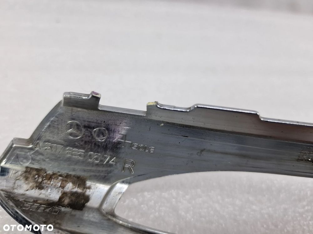 MERCEDES W207 E-KLASSA COUPE 11- LEWA RAMKA / CHROM LED , NR A2078850574R , NR AUKCJI B/84 - 10