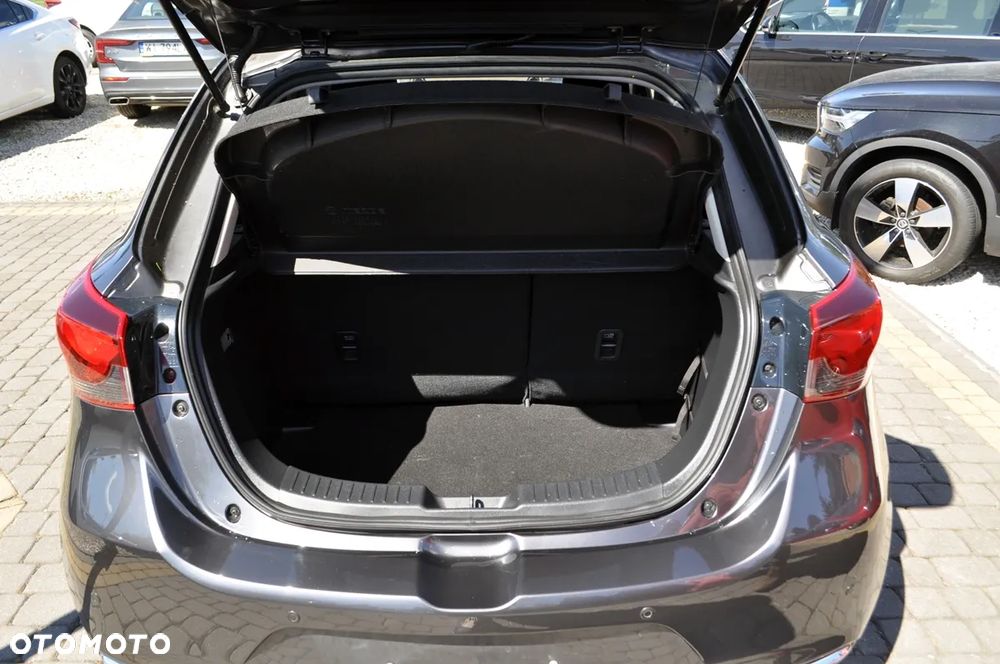 Mazda 2 SKYACTIV-G 90 Sports-Line - 38