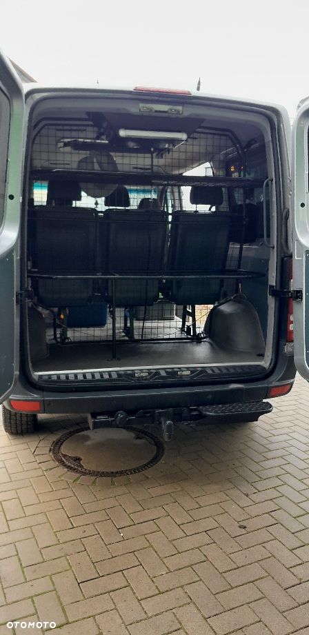 Mercedes-Benz Sprinter - 10