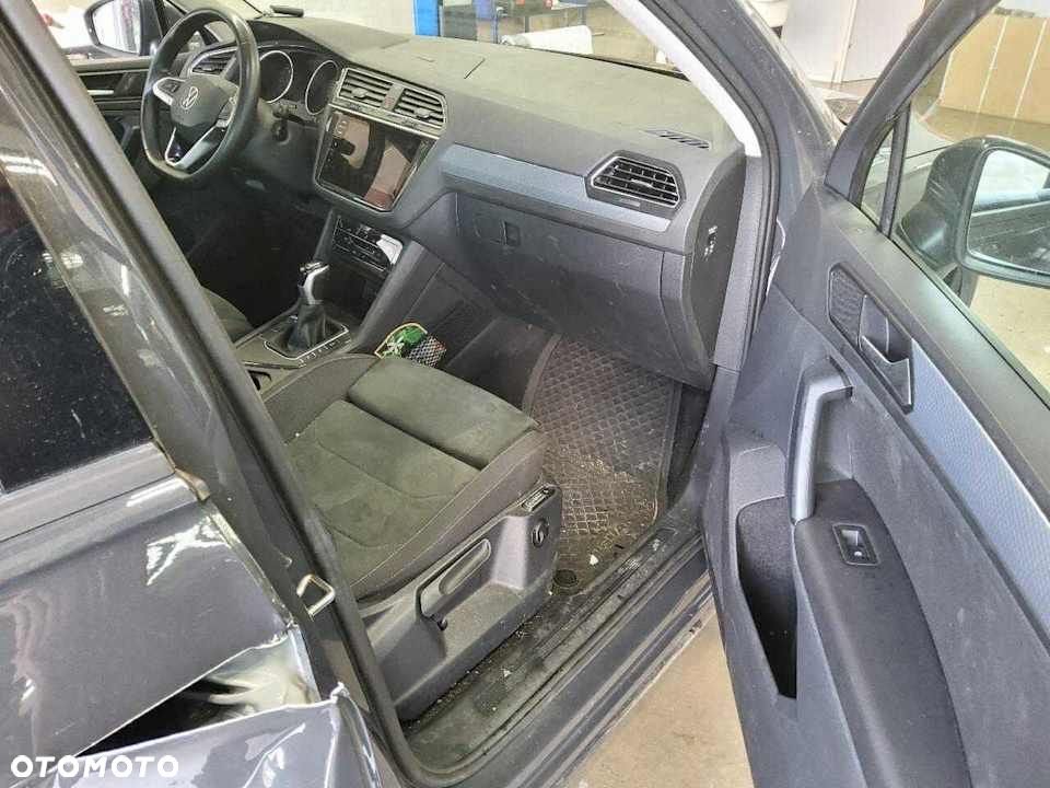 Volkswagen Tiguan 2.0 TDI SCR DSG Life - 10