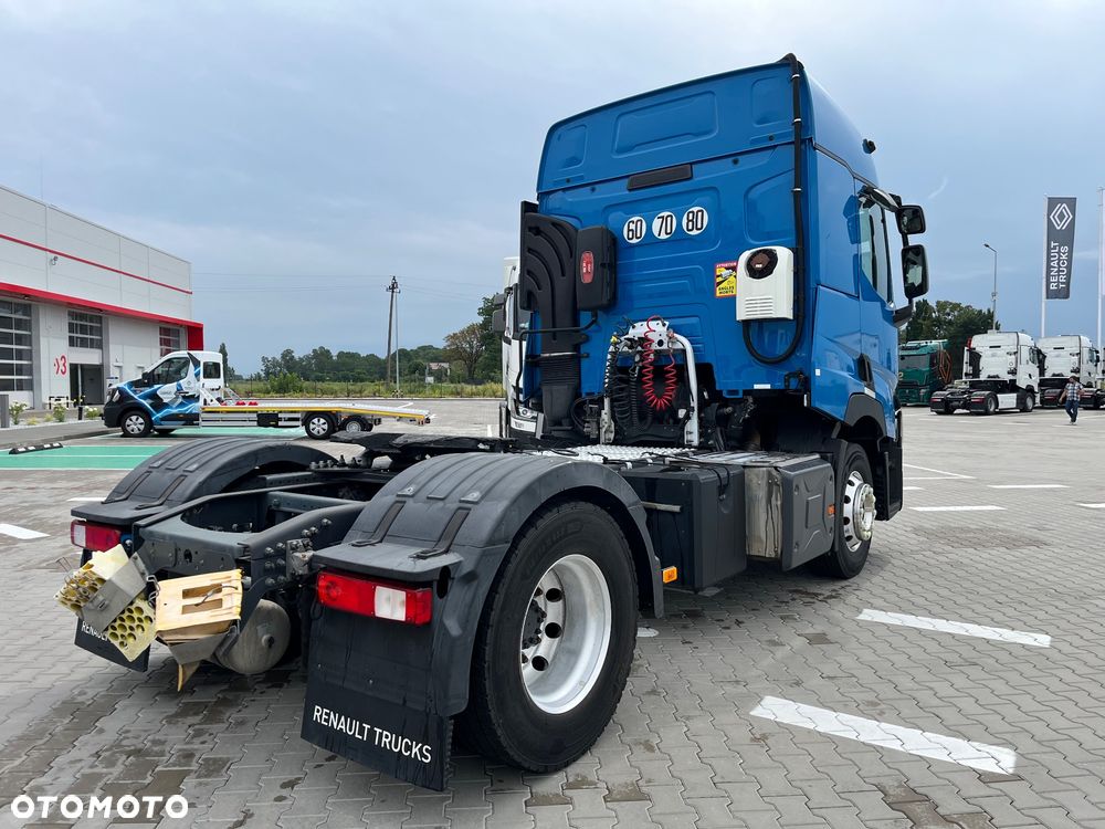 Renault T440 Sleeper Cab ADR - 5