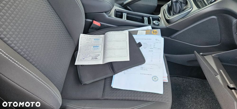 Ford Grand C-MAX - 31