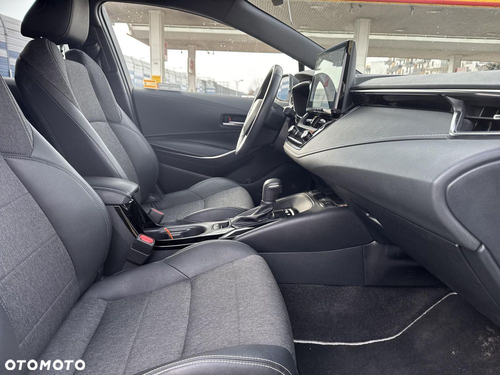 Toyota Corolla 1.8 Hybrid Style - 9