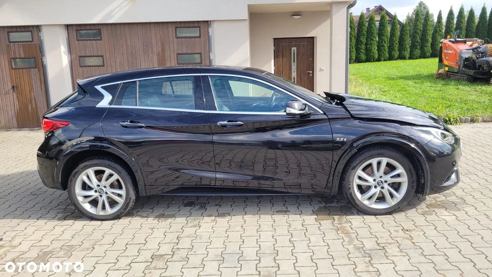 Infiniti Q30 2.2d DCT AWD Premium - 5