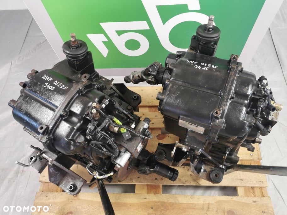 Przekładnia John Deere 3215 {Manual Turner COM-T4 2030} - 6