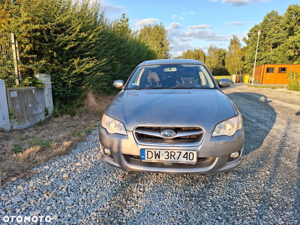 Subaru Legacy - 9