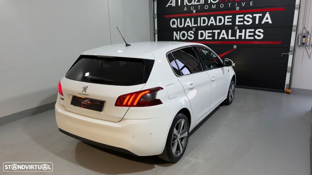 Peugeot 308 PureTech 130 GPF EAT8 Stop & Start Tech Edition - 9