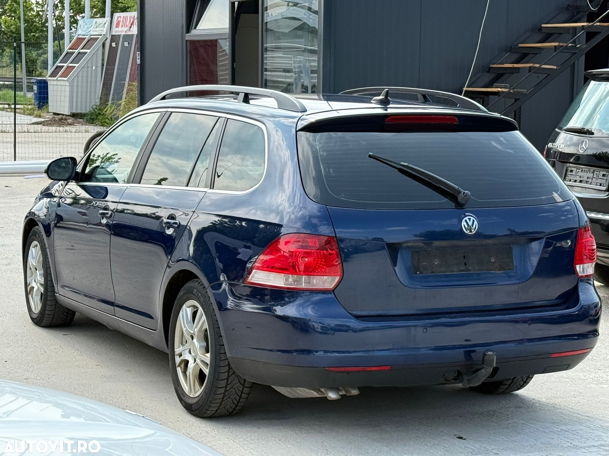 Volkswagen Golf 1.9 TDI Comfortline DSG - 5