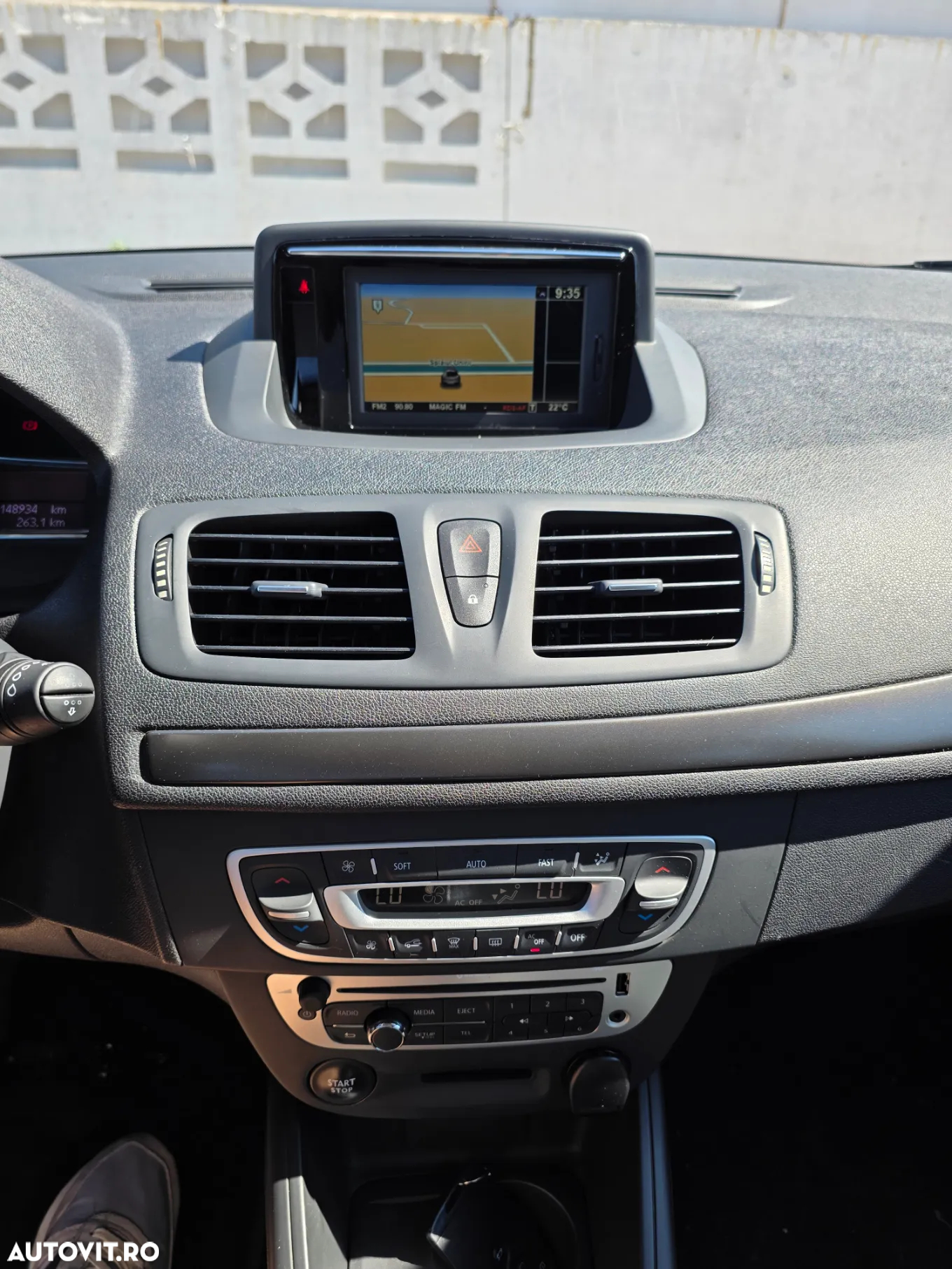 Renault Megane ENERGY TCe 115 Start & Stop LIMITED - 26
