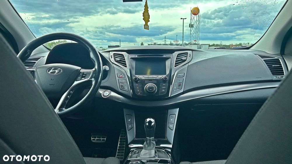 Hyundai i40 Kombi blue 1.7 CRDi DCT Premium - 9