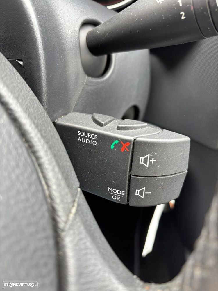 Dacia Sandero 0.9 TCe Confort - 14