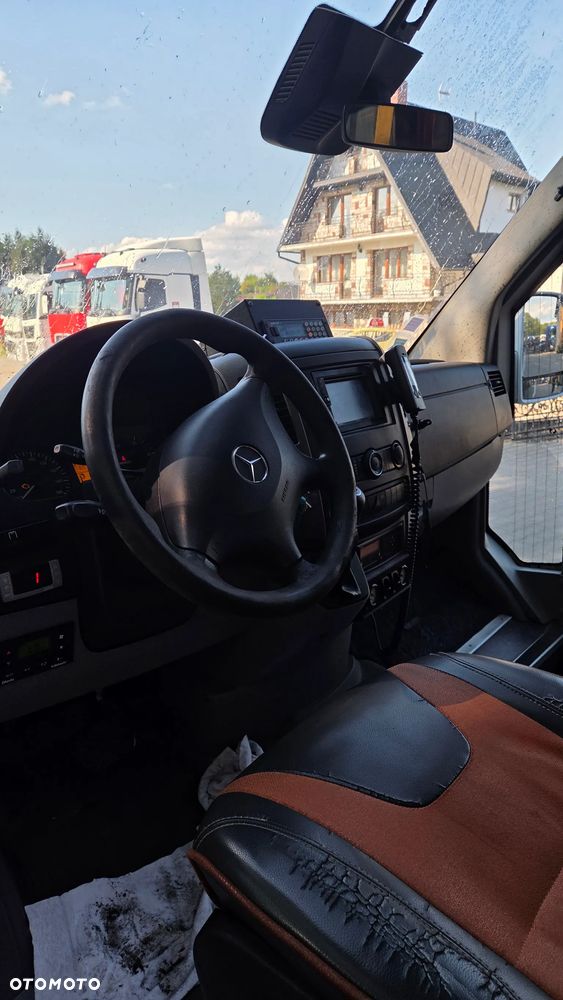 Mercedes-Benz Sprintar 516 - 5