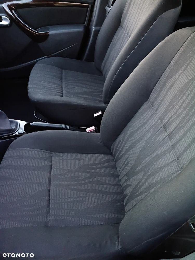 Dacia Duster 1.6 SL Garmin - 5