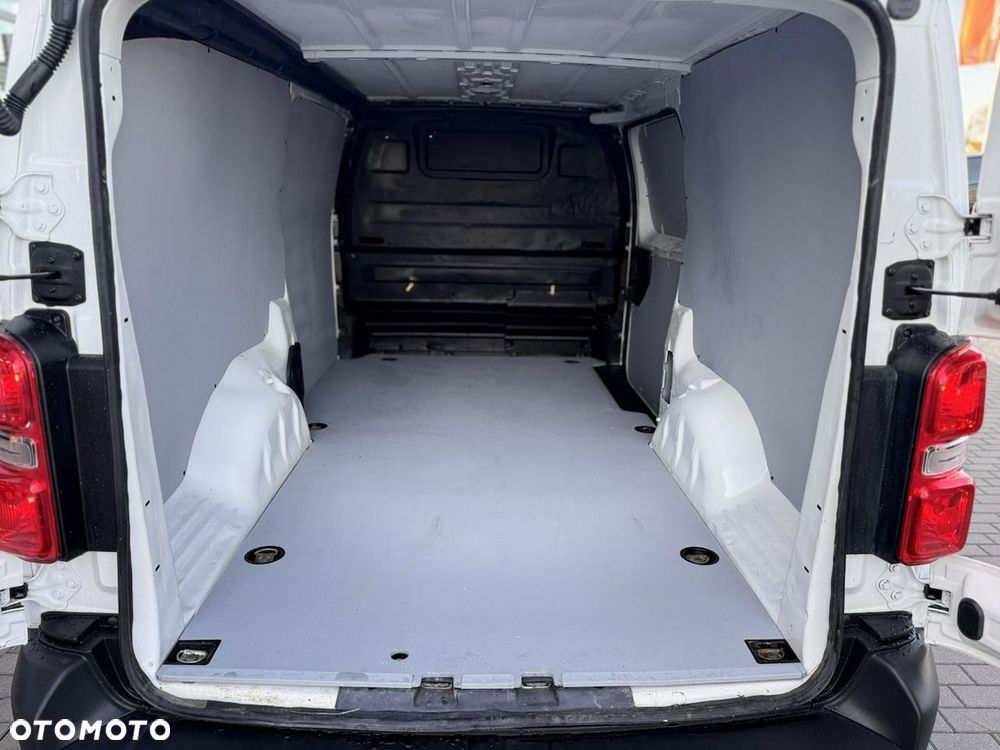 Opel Vivaro - 11