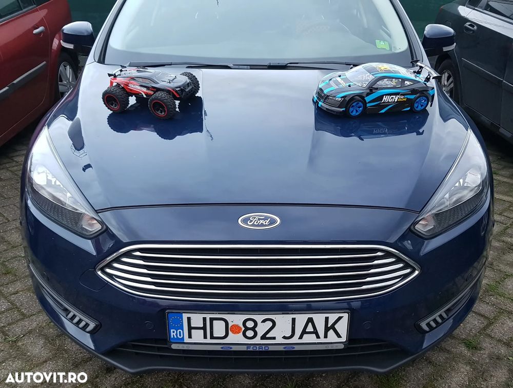 Ford Focus 1.0 EcoBoost Titanium - 5