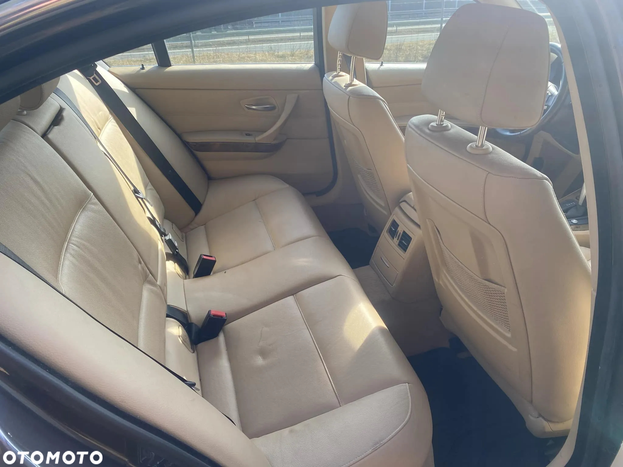 BMW Seria 3 330xi - 10