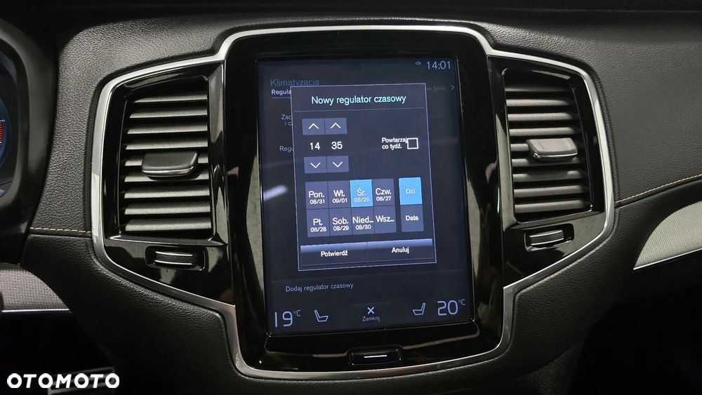 Volvo XC 90 D5 SCR AWD R-Design 7os - 29