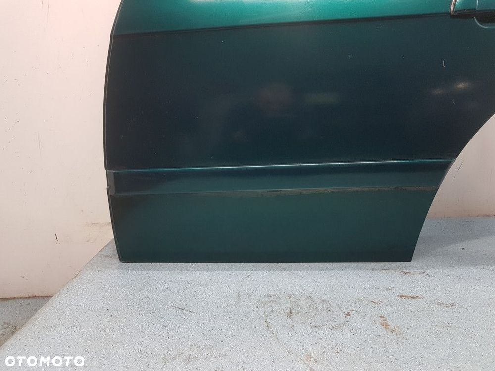 BMW E36 TOURING DRZWI TYŁ LEWE - 3