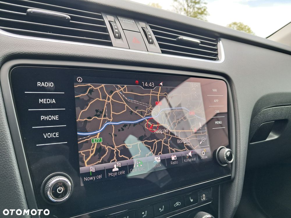 Skoda Octavia 2.0 TSI Style DSG - 14