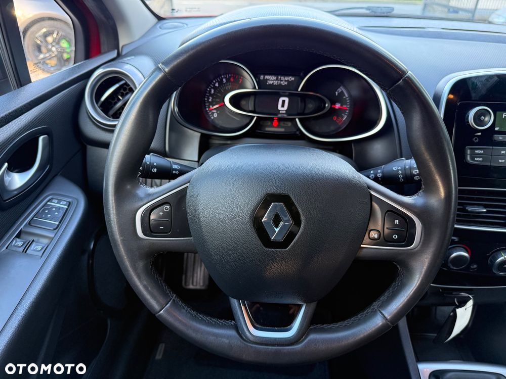 Renault Clio 1.2 16V 75 LIMITED - 23