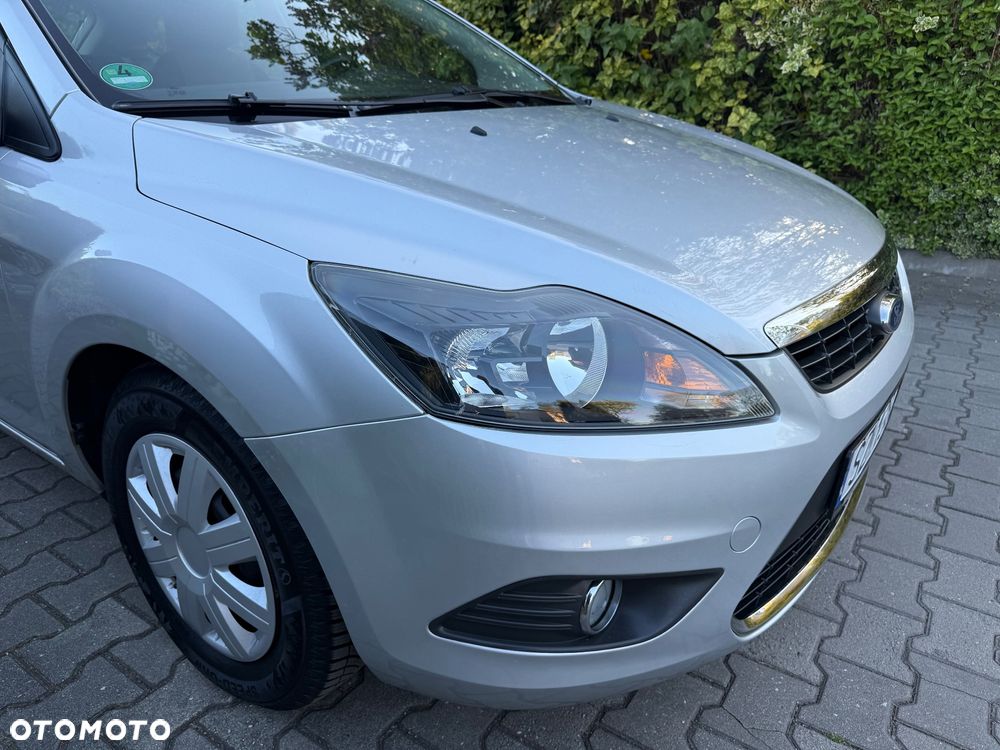 Ford Focus 1.6 Comfort X / 100 - 12