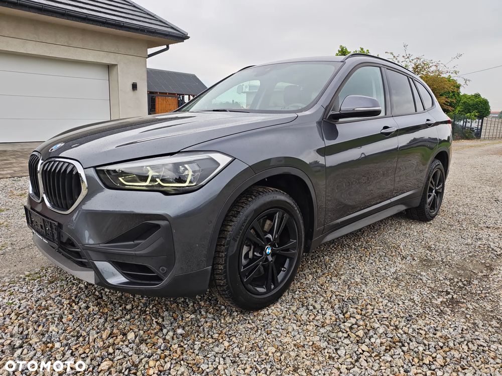 BMW X1 sDrive20i Advantage - 1