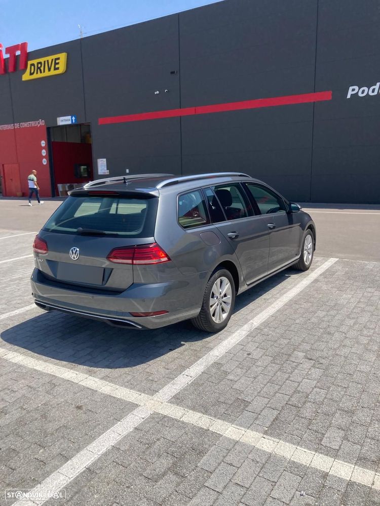 VW Golf Variant 1.6 TDi Confortline - 4