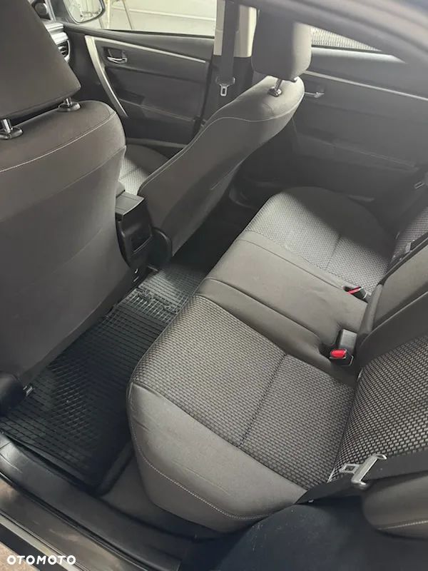 Toyota Corolla 1.6 Premium - 6