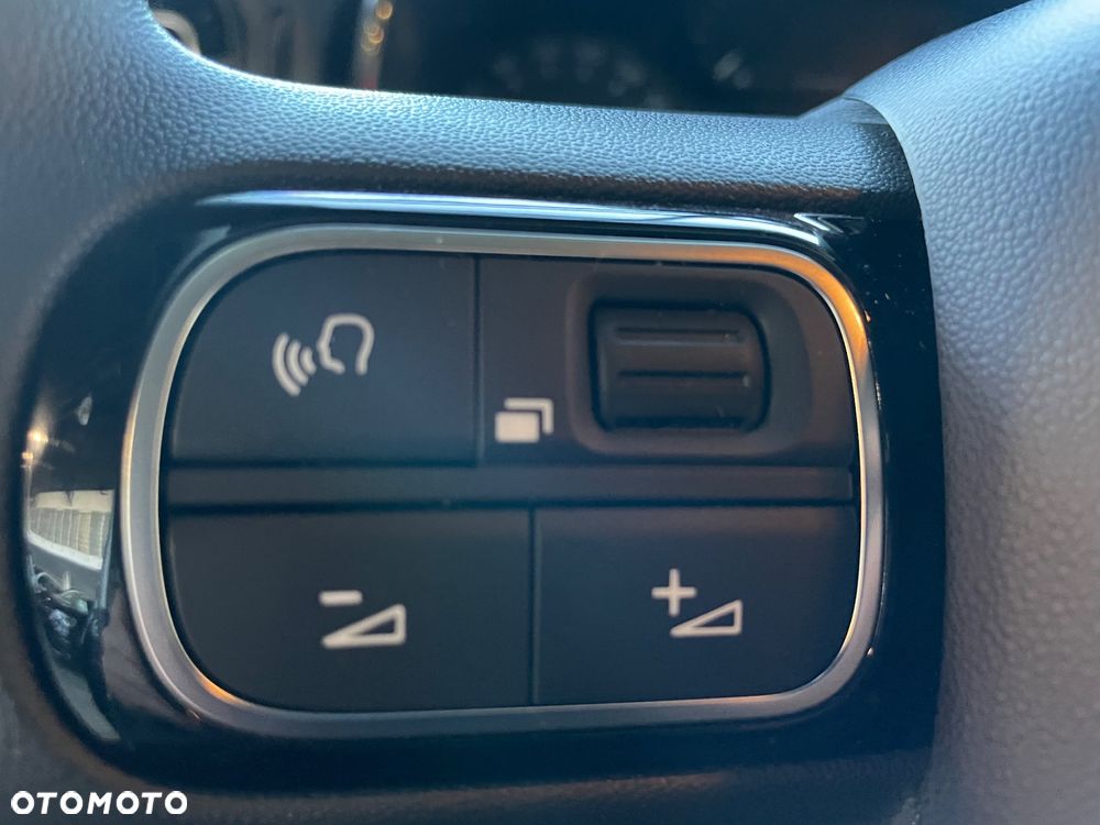 Citroën C3 1.2 PureTech Shine - 17