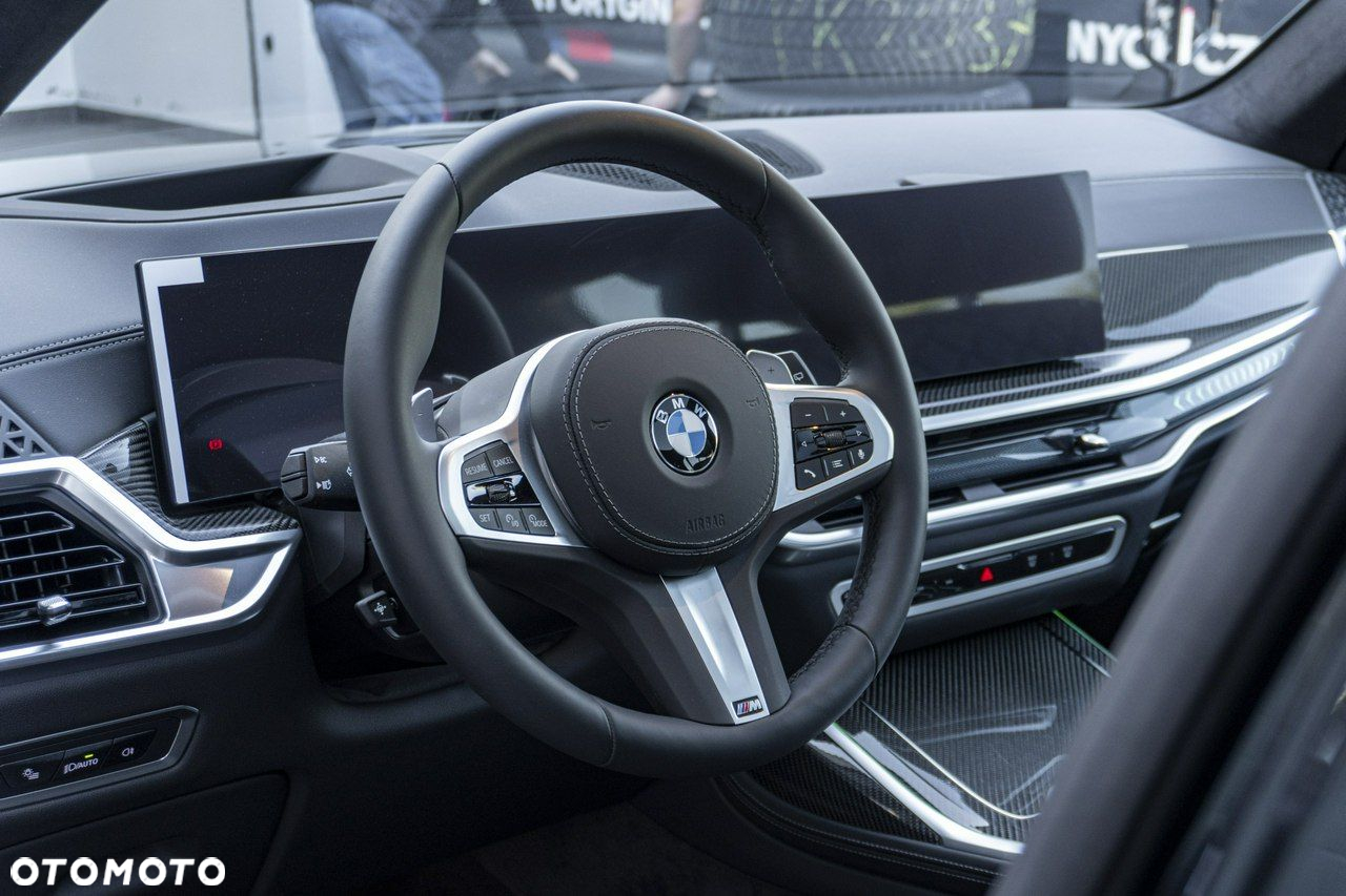 BMW X7 - 10